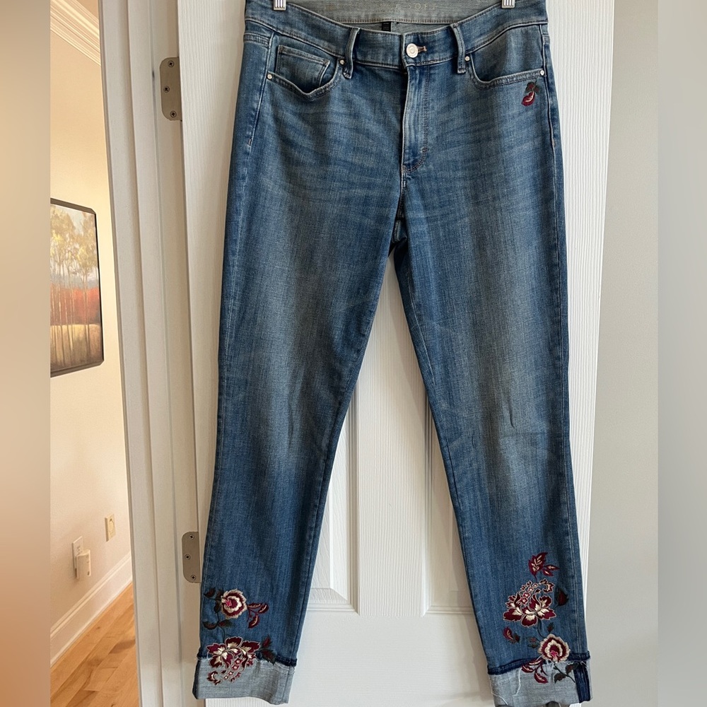 White House Black Market, Everyday Soft Slim Ankle, 10L